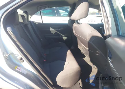 2019 Toyota Camry Le z USA, uszkodzony, nr VIN 4T1B11HK5KU223823